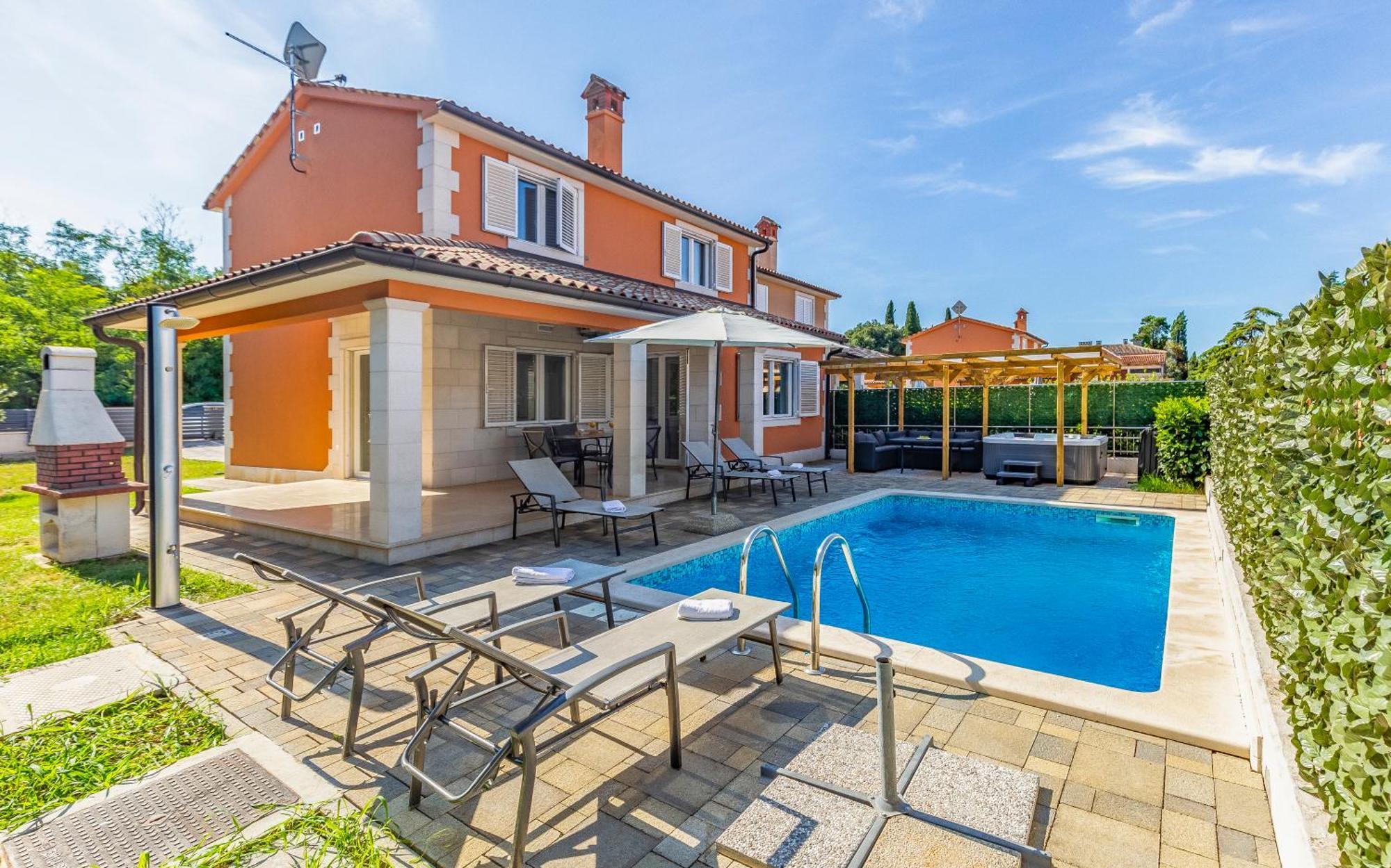 Lotus Villas Resort Пула Екстериор снимка