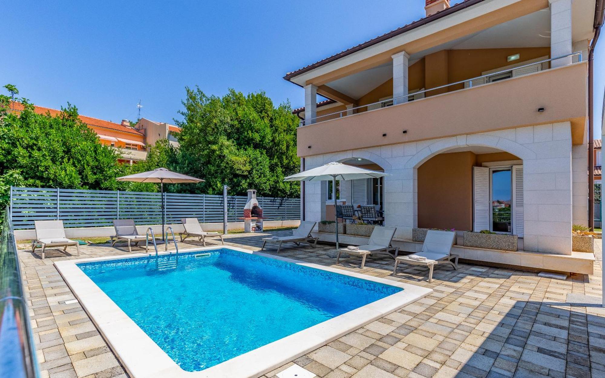 Lotus Villas Resort Пула Екстериор снимка
